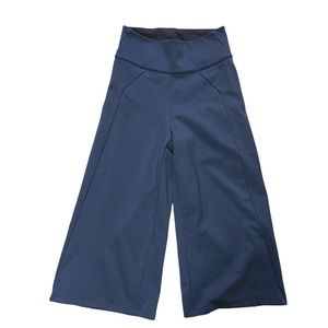Patagonia Stem Gem Rock Crop Pants - Women's Dolomite Blue Size S Climbing Pants